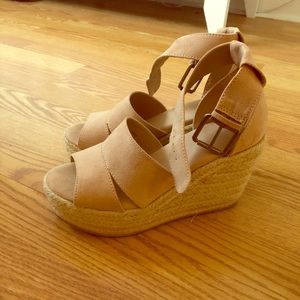 Light Pink Wedges Size 7